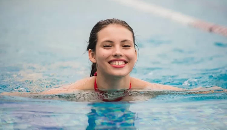 بأمر المحكمة: من حق الألمانيات السباحة عاريات الصدر - صحيفة النخبة