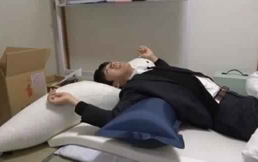 منبه يجبرك على النهوض من السرير النخبة