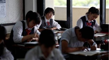 استطلاع: 30% من طلبة المدارس الثانوية في اليابان يعانون من ...